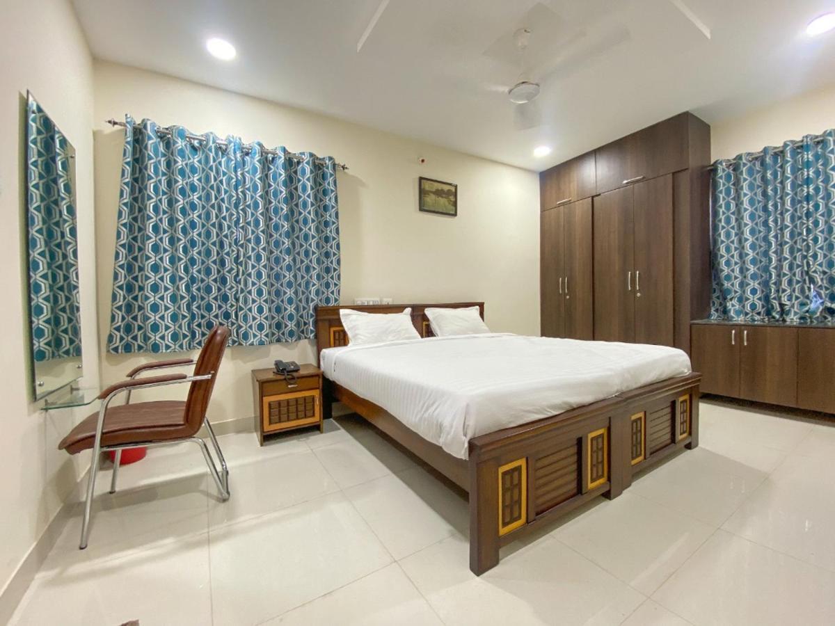 Voila Atnest Kokapet, Business होटल Hyderabad